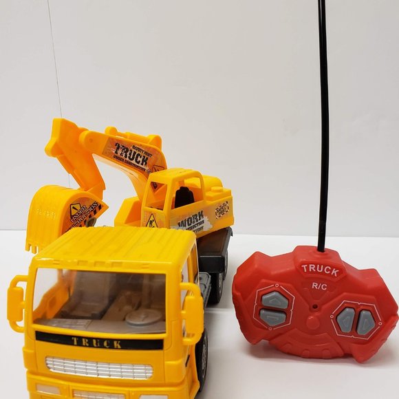 New Remote Controlled Excavator - Picture 8 of 9